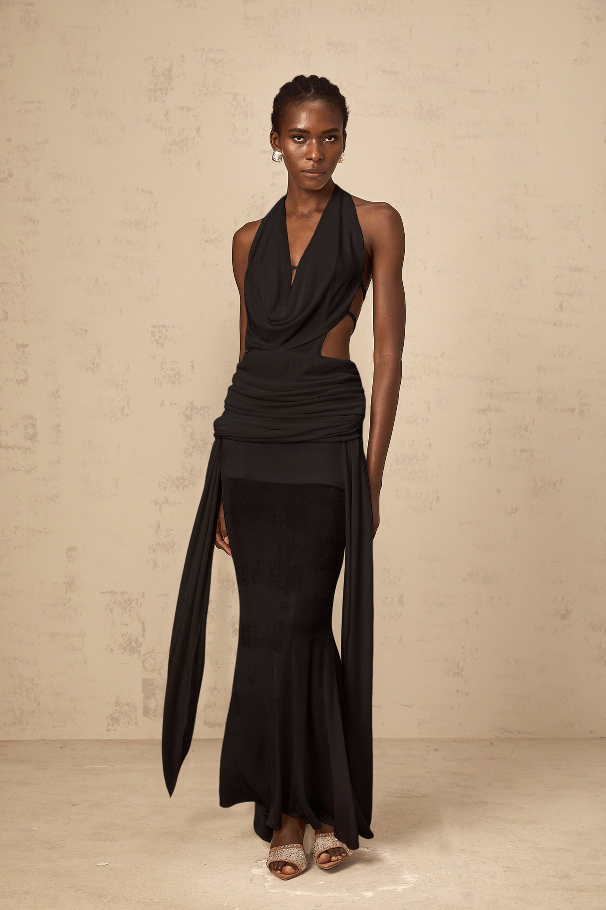 Aurohaya Déotille halterneck backless maxi dress in Black