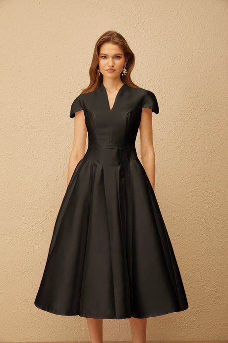 Aurohaya Aventin Black Godet Design Midi Dress