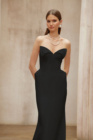 Aurohaya Alba Black Barrel Waist Corset Maxi Dress