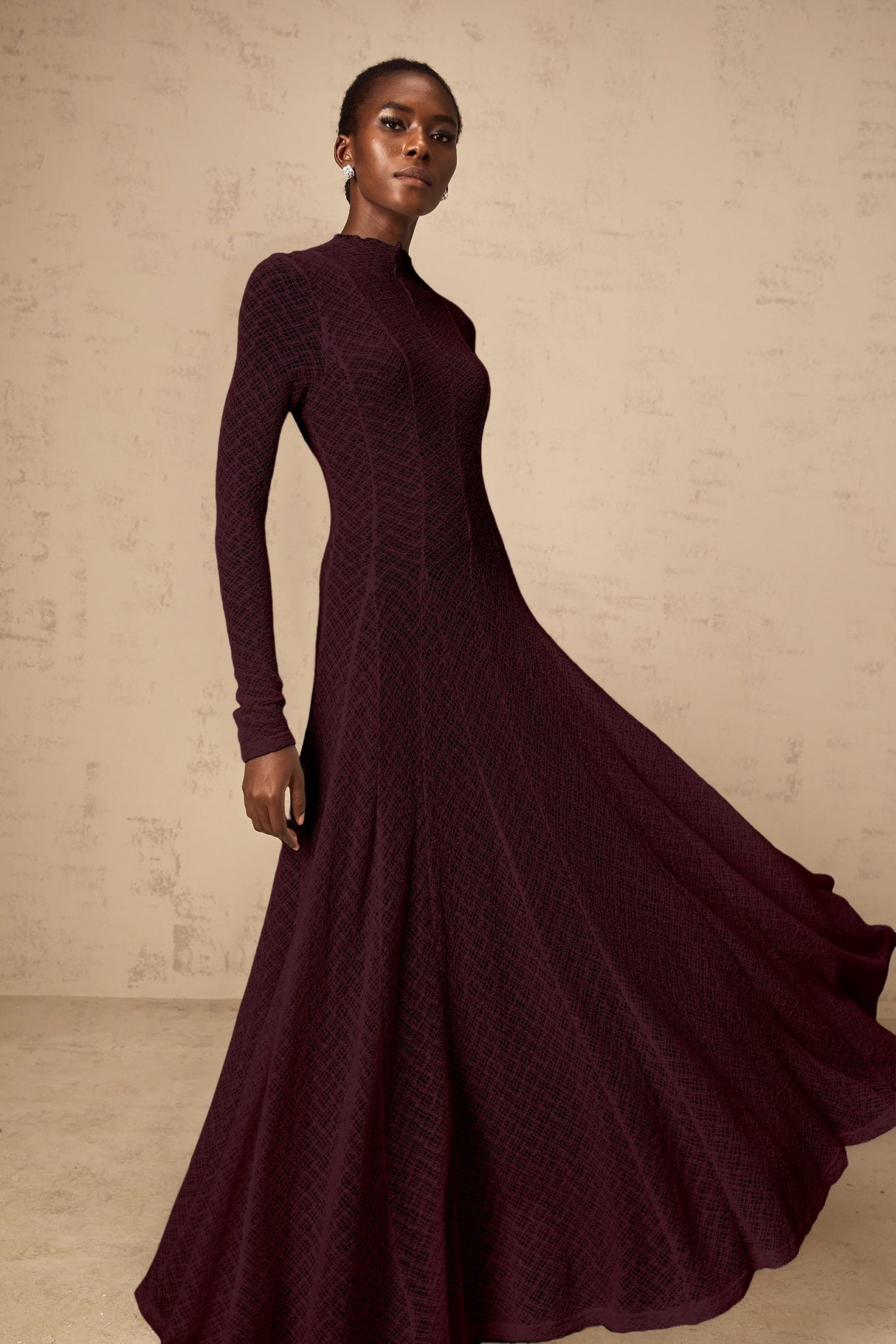 Aurohaya Athena wavy-pattern lace maxi dress in Red