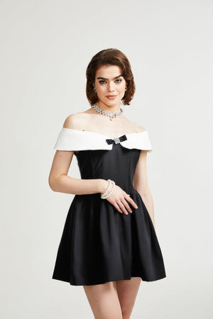 Aurohaya Deniece Black Off-The-Shoulder Mini Dress