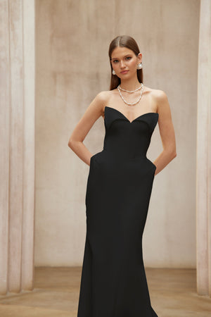 Aurohaya Alba Black Barrel Waist Corset Maxi Dress