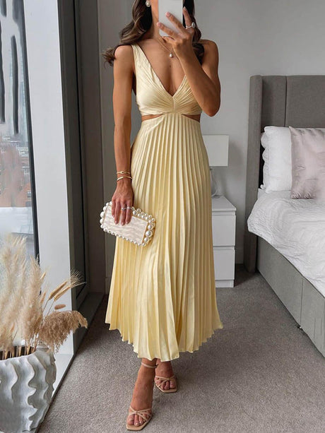Aurohaya Pleated Cutout Waist Loose Midi Dress
