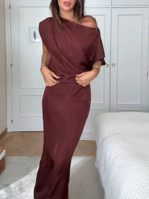 Aurohaya Minimalist Back Slit Midi Dress Brown