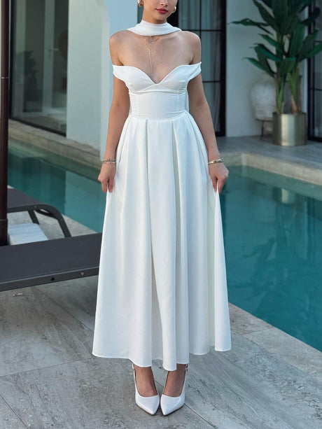Aurohaya Elegant Low-cut V-neck Open-back A-line Maxi Dress White
