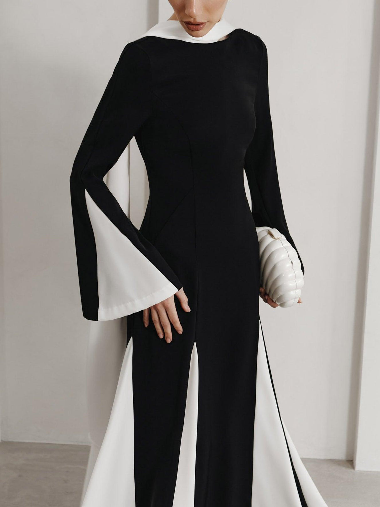 Aurohaya Elegant Insert Contrast Party Maxi Dress