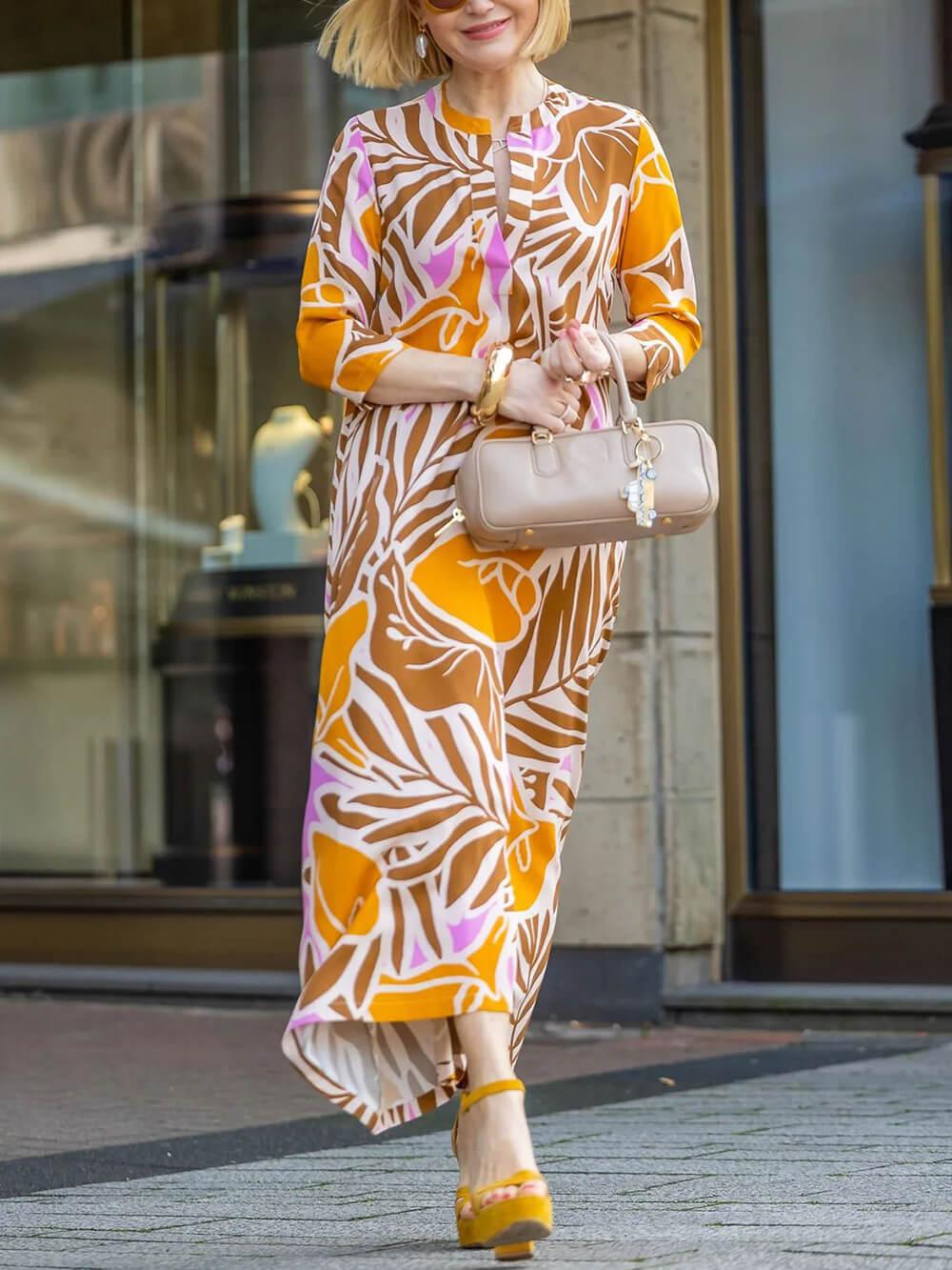 Aurohaya Casual Effortless V-Neck Printed Vacation Maxi Dress