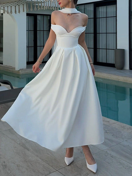 Aurohaya Elegant Low-cut V-neck Open-back A-line Maxi Dress