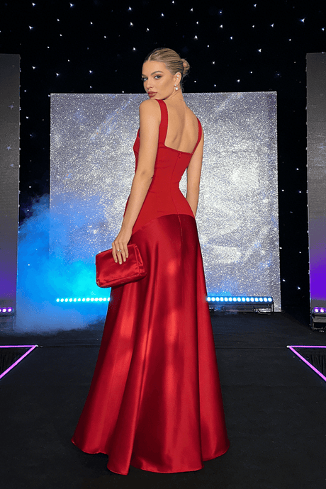 Aurohaya Zizanie Square Neck Sleeveless Maxi Dress