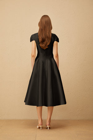 Aurohaya Aventin Black Godet Design Midi Dress