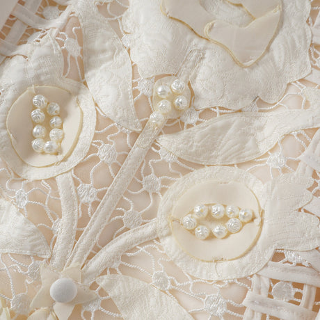 Aurohaya Léa White Floral Appliqué Crochet Mini Dress