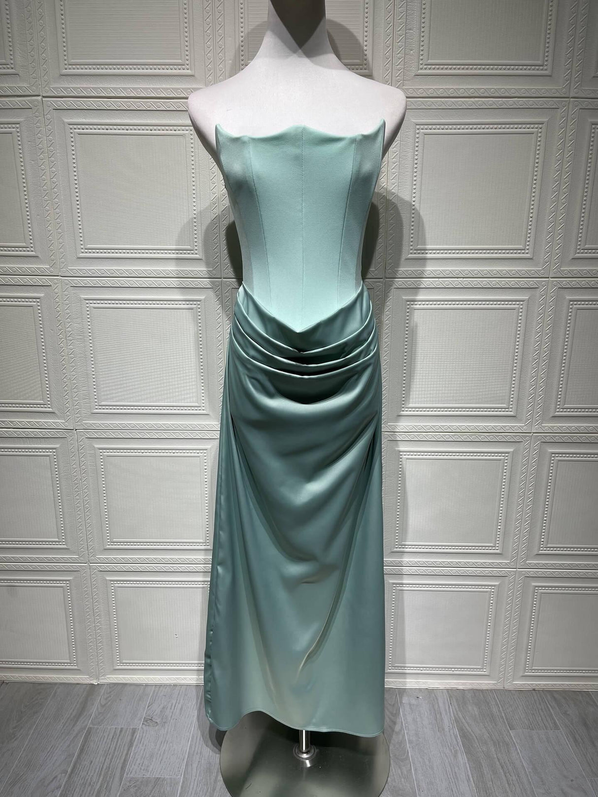 Aurohaya Vianne Off-Shoulder Corset Maxi Dress