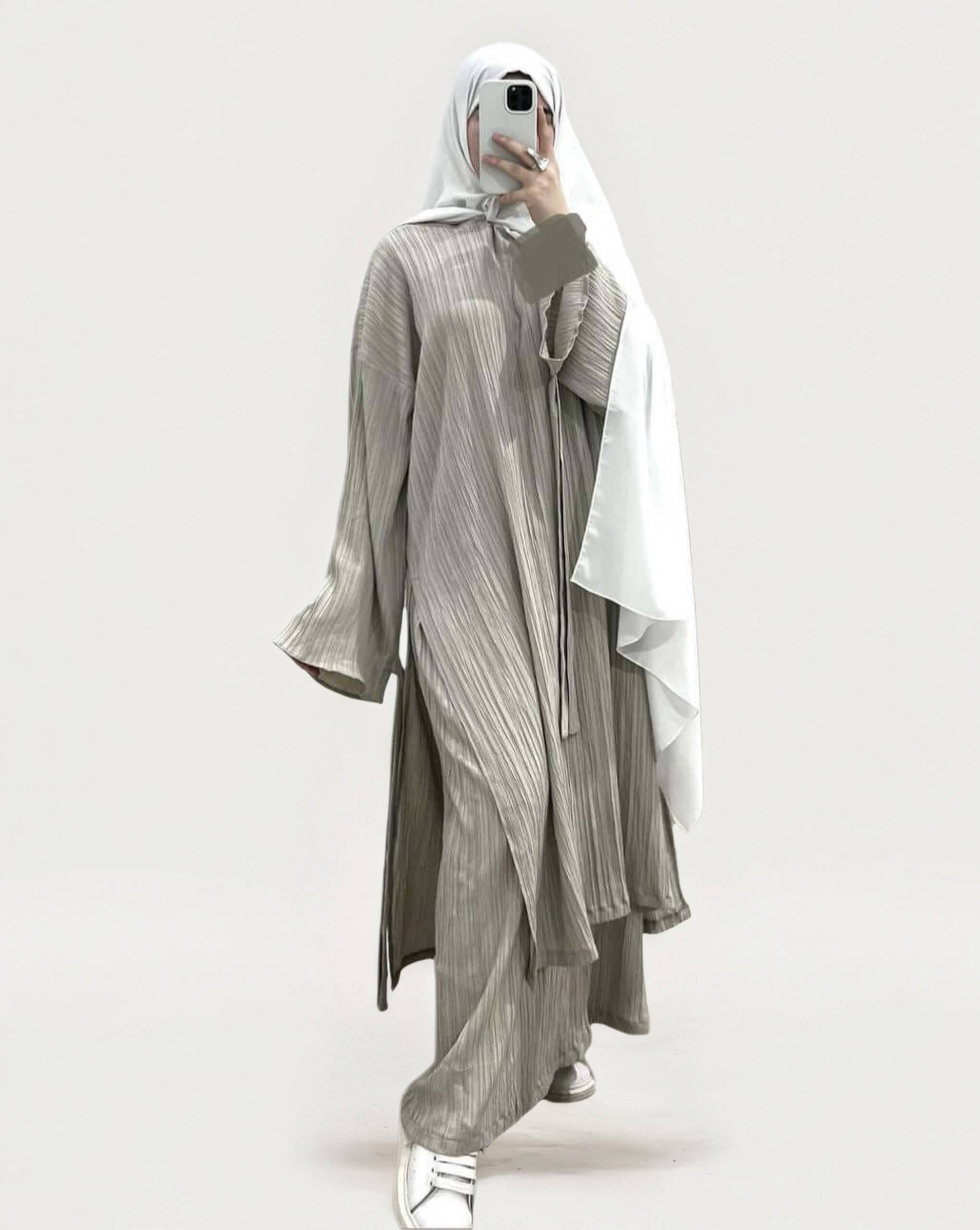 Long Sleeved Pleated Abaya 2-Piece Set
