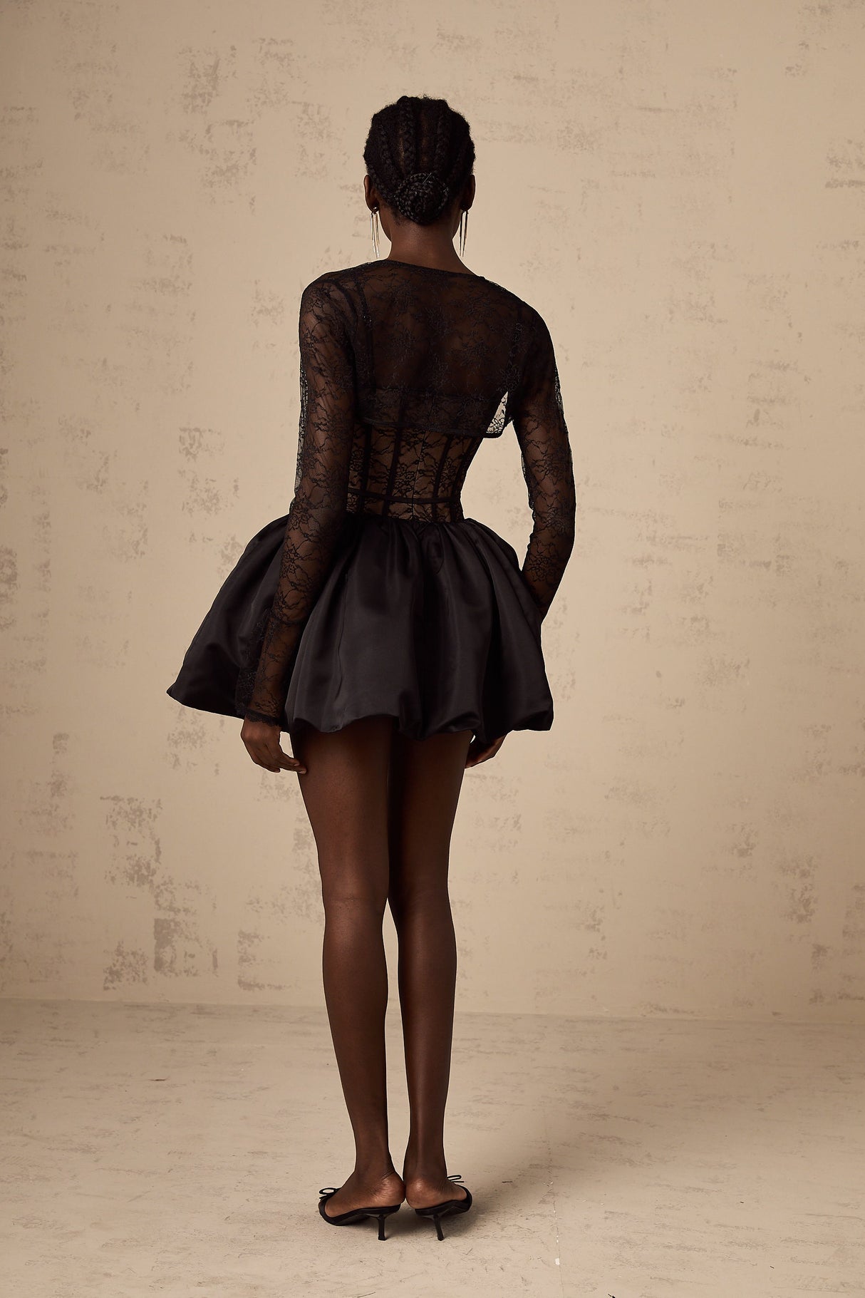 Aurohaya Louise black floral-lace vest & dress matching set