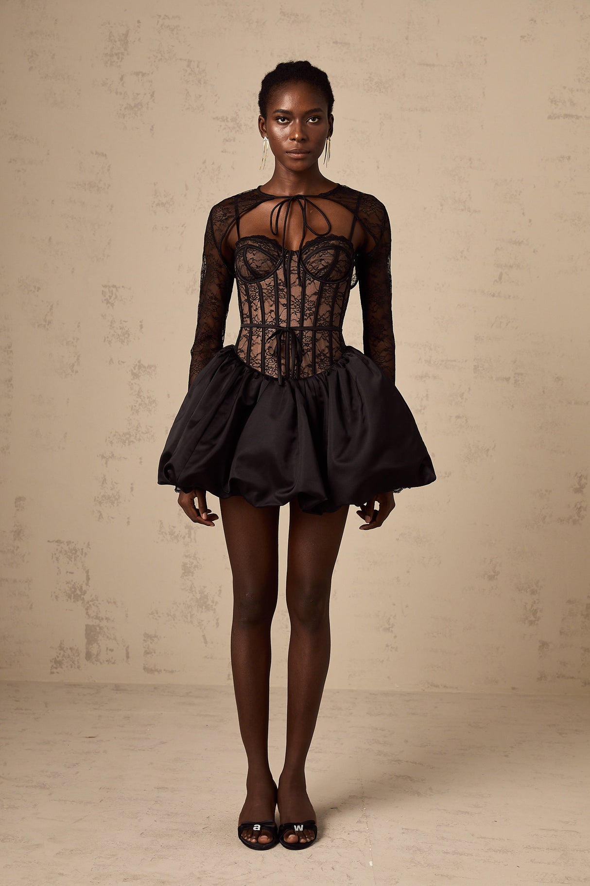 Aurohaya Louise black floral-lace vest & dress matching set