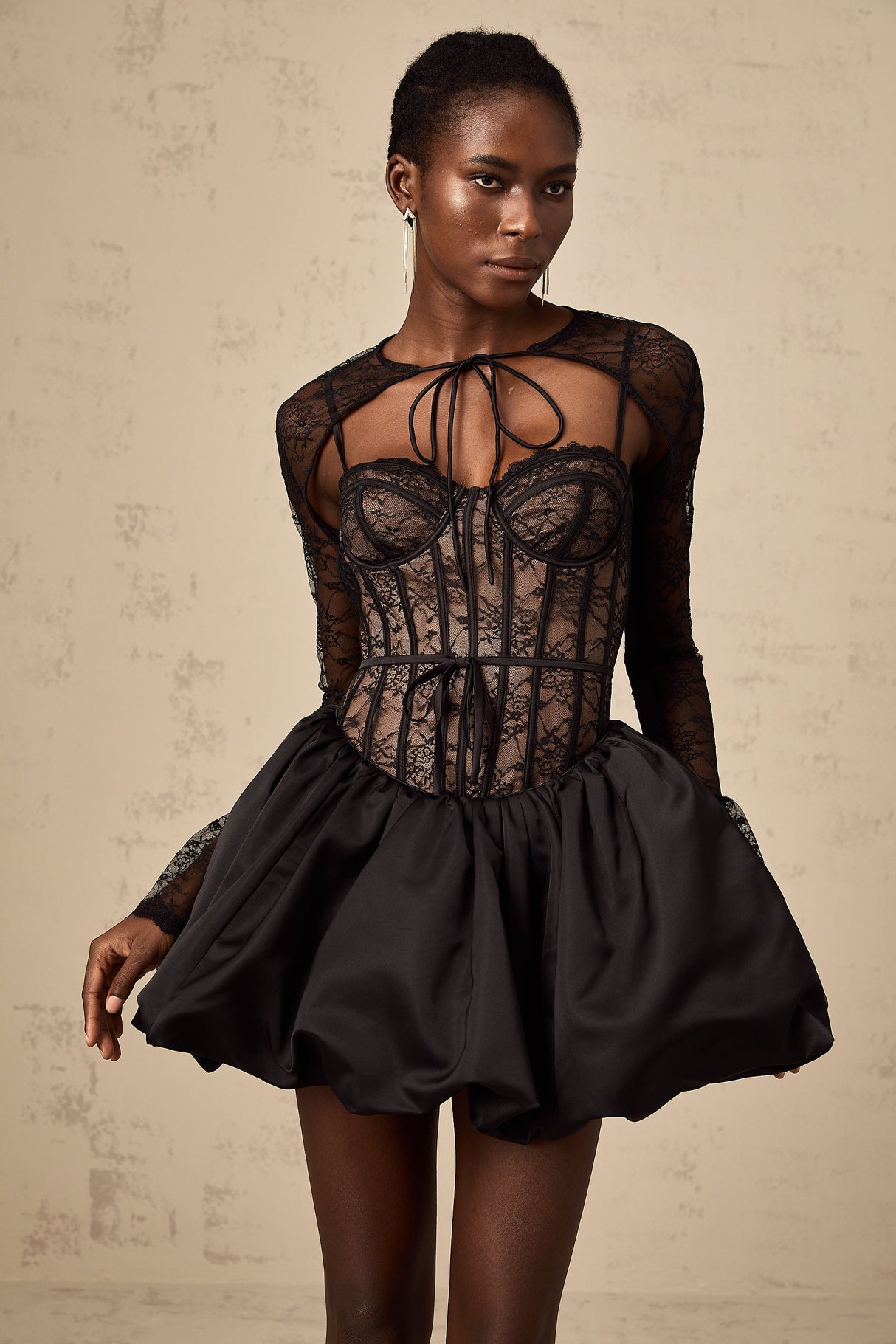 Aurohaya Louise black floral-lace vest & dress matching set