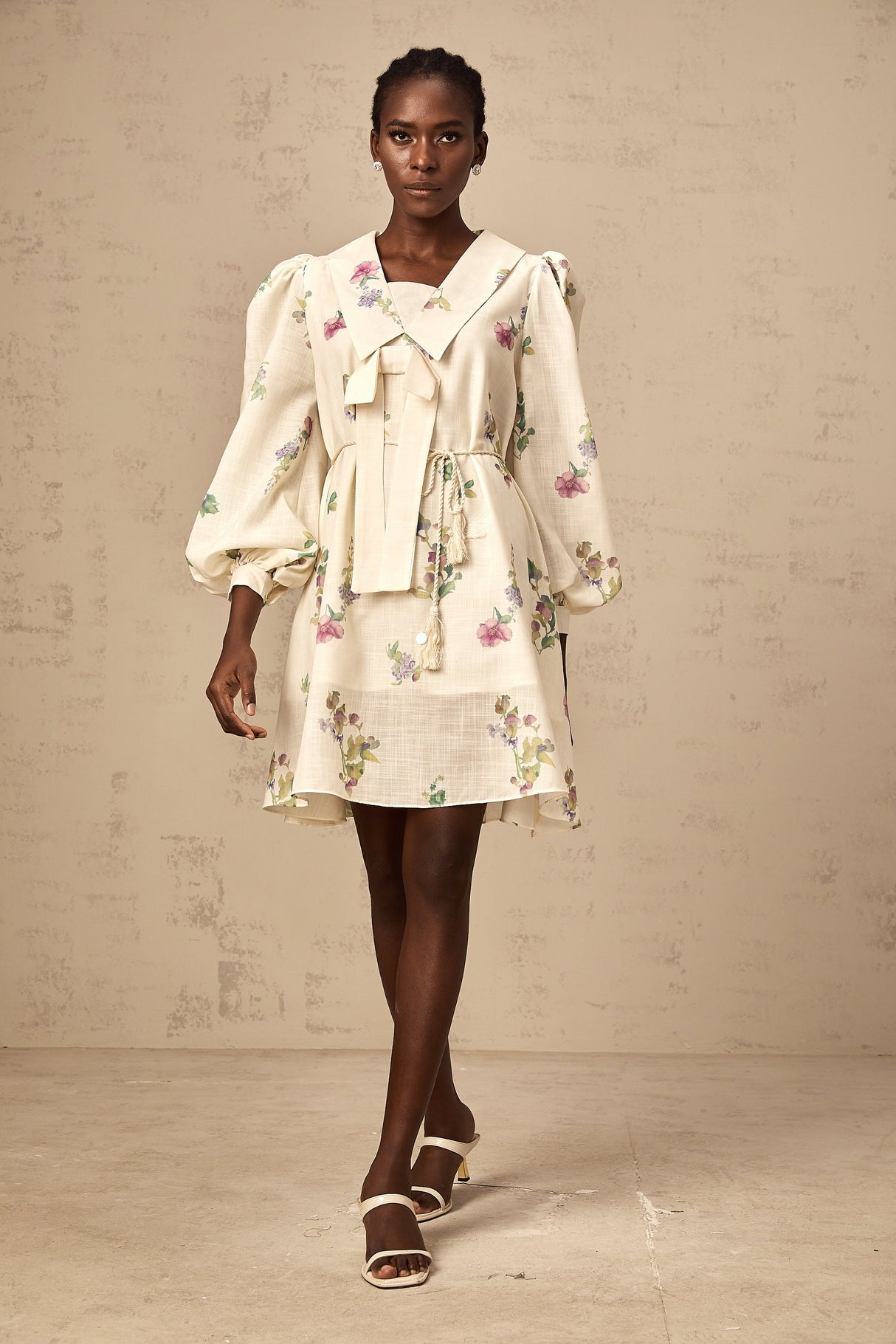 Aurohaya Perrine neutrals bowknot floral-print mini dress