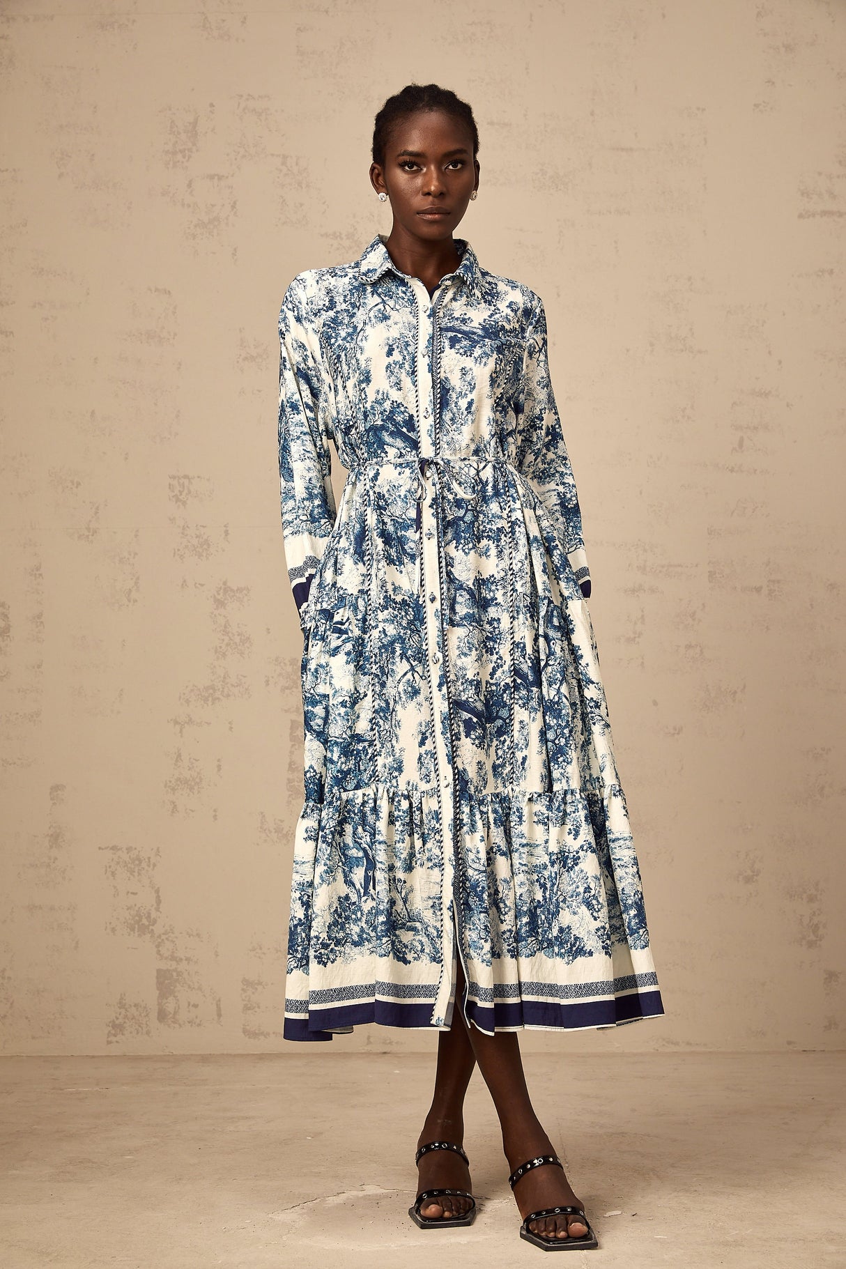 Aurohaya Adélaïde graphic-print midi dress in Blue