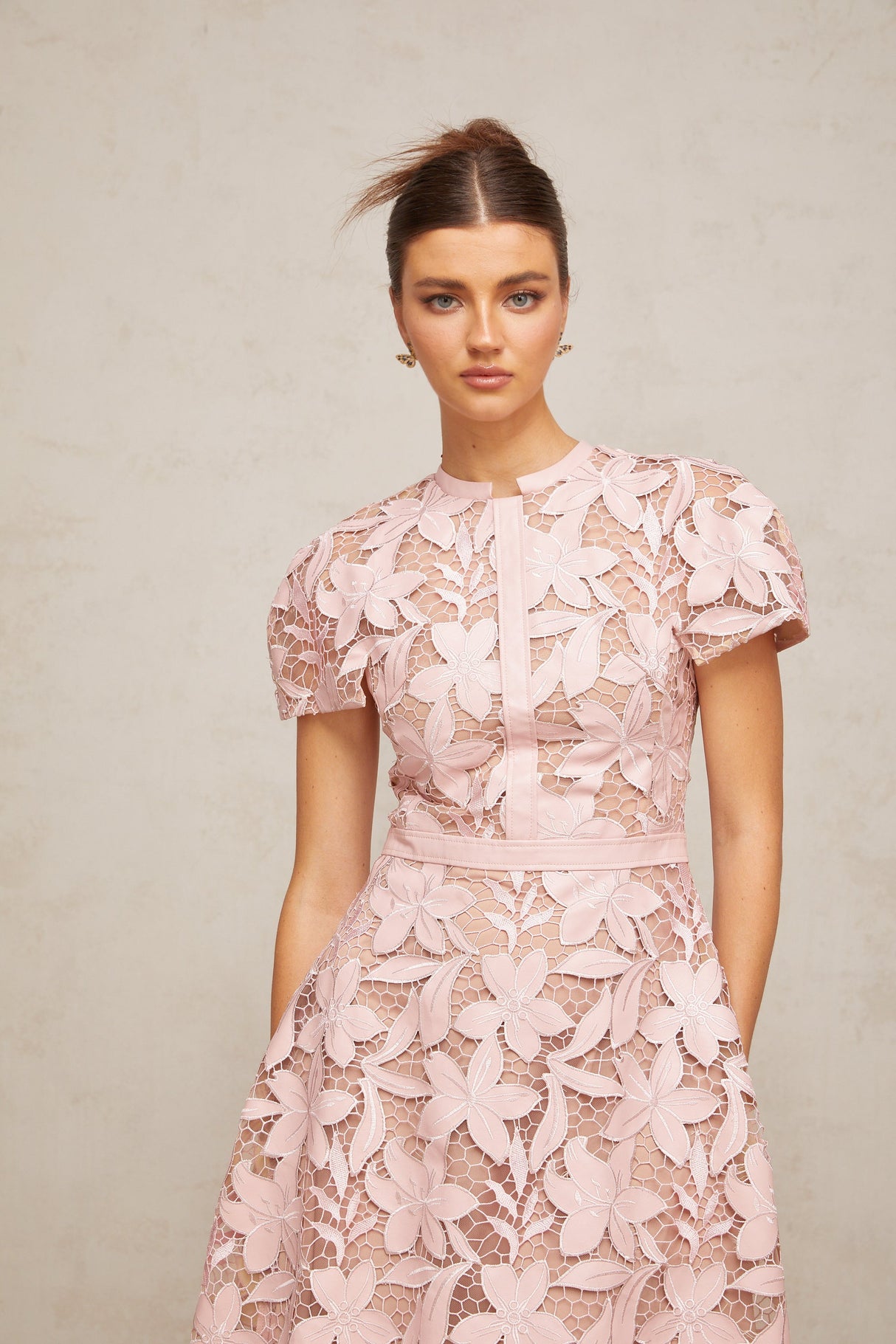 Aurohaya Vérane pink guipure-lace midi dress
