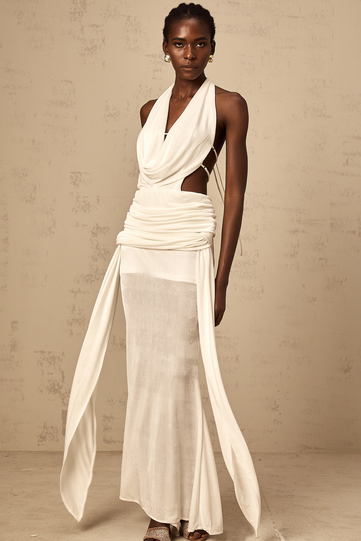 Aurohaya Déotille halterneck backless maxi dress in White