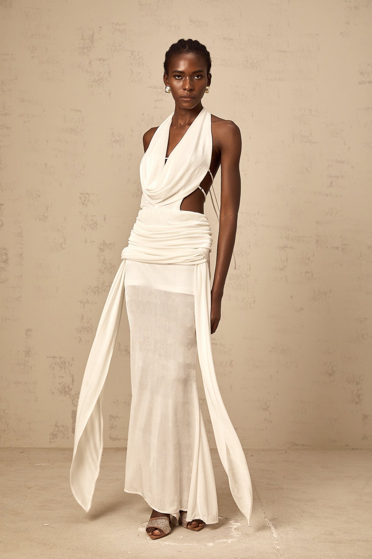 Aurohaya Déotille halterneck backless maxi dress in White