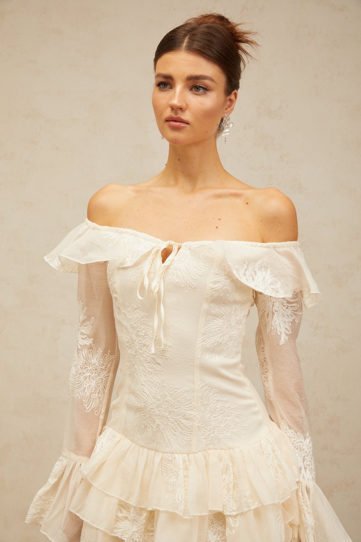 Aurohaya Désirée white off-shoulder embroidered mini dress