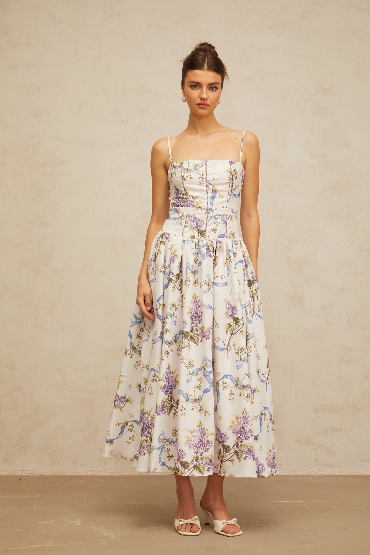 Aurohaya Fleur floral-print midi dress in White