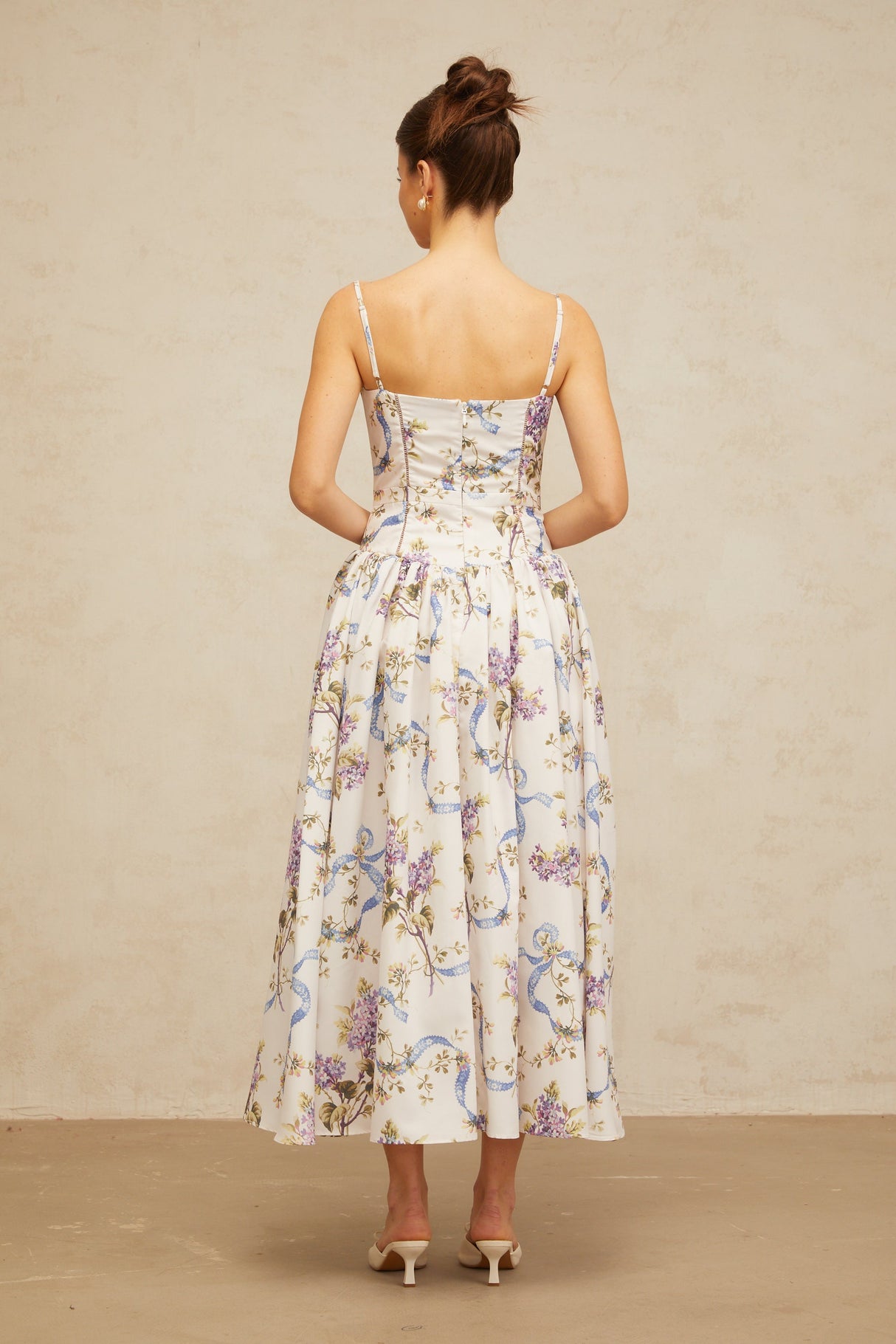 Aurohaya Fleur floral-print midi dress in White
