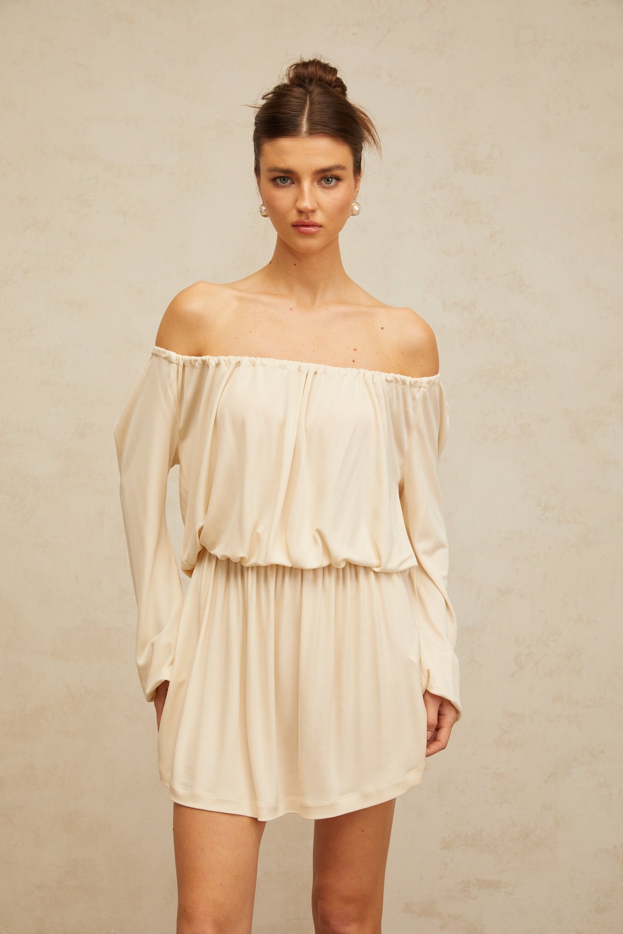 Aurohaya Emma neutrals structured-design mini dress