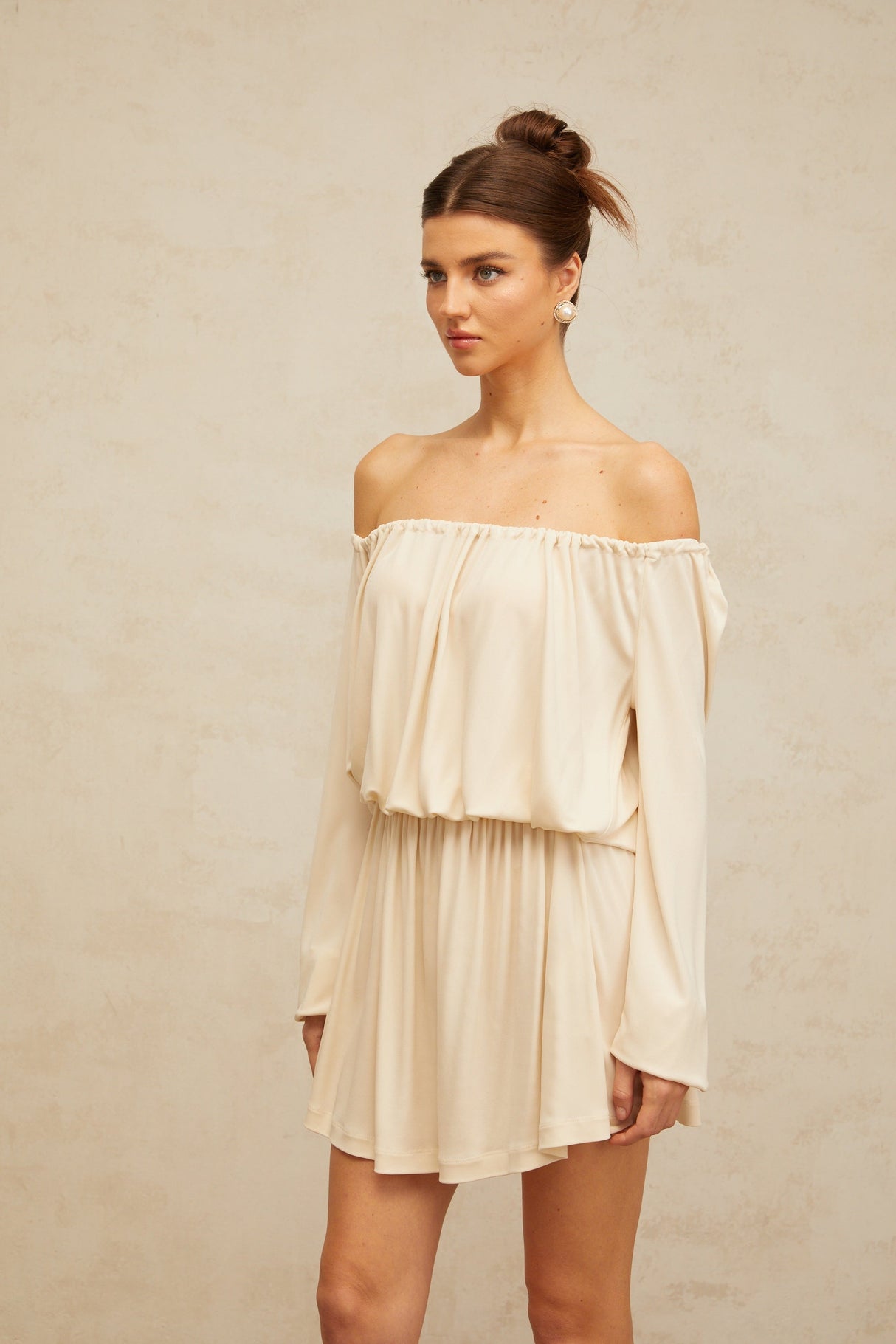 Aurohaya Emma neutrals structured-design mini dress
