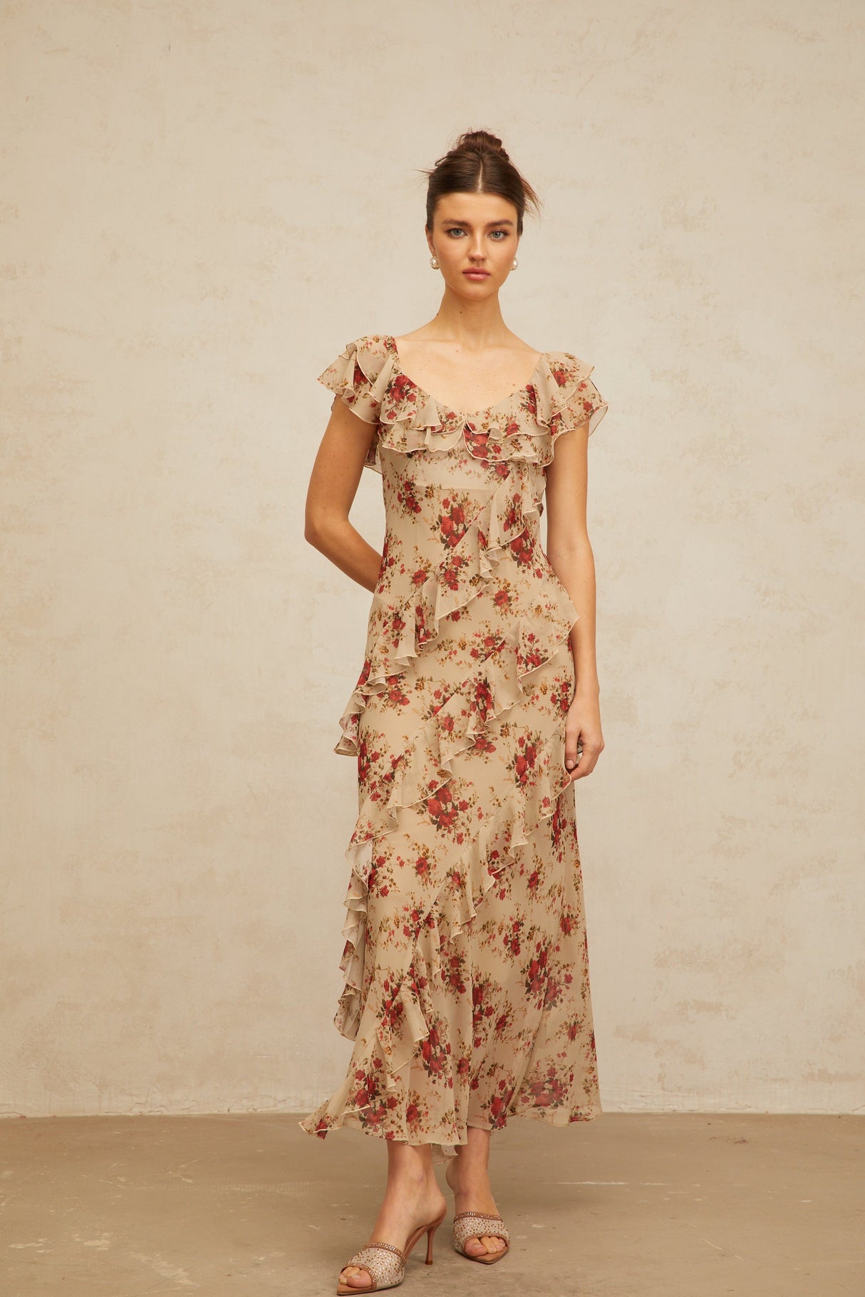 Aurohaya Déotille ruffled floral-print flared maxi dress