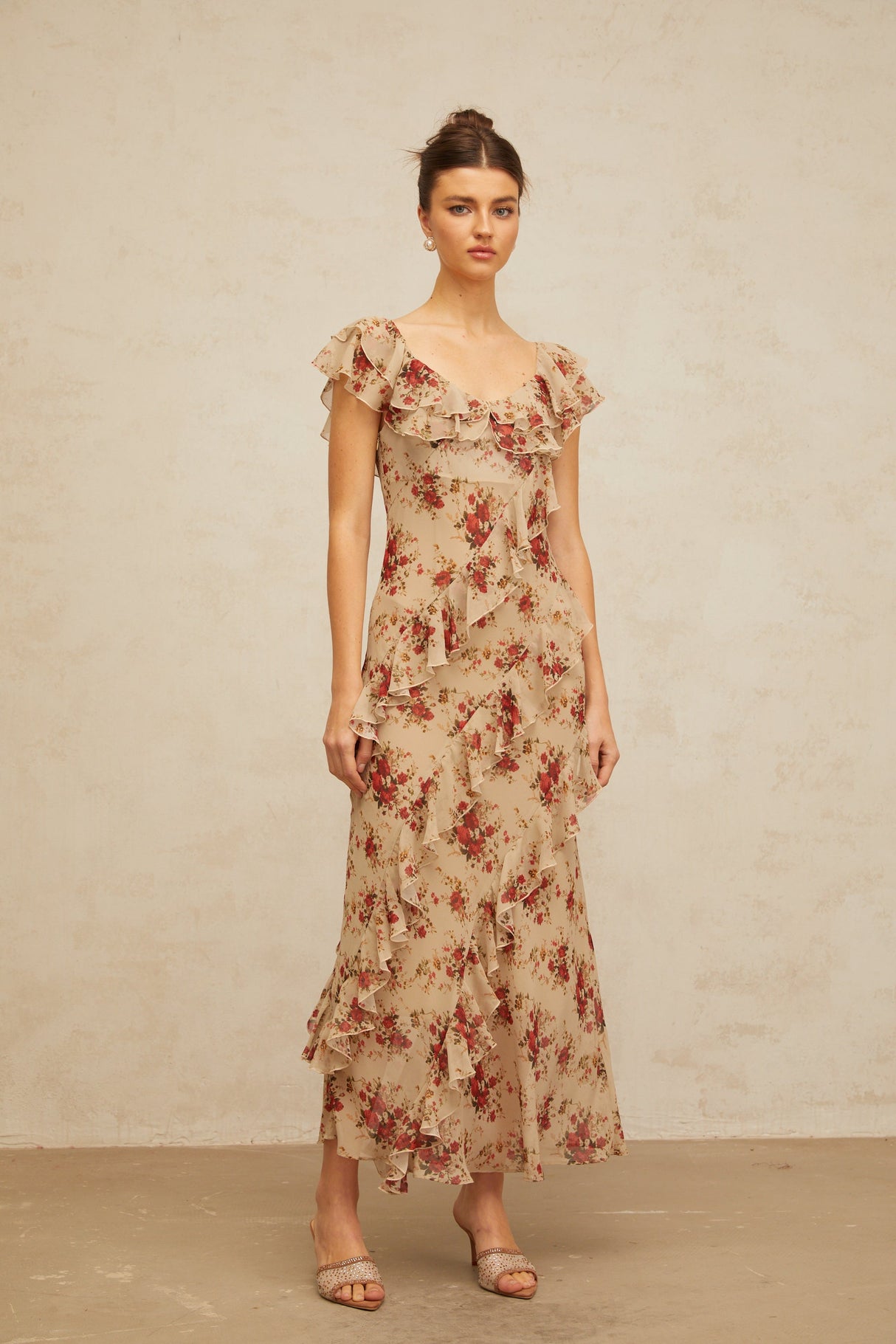 Aurohaya Déotille ruffled floral-print flared maxi dress