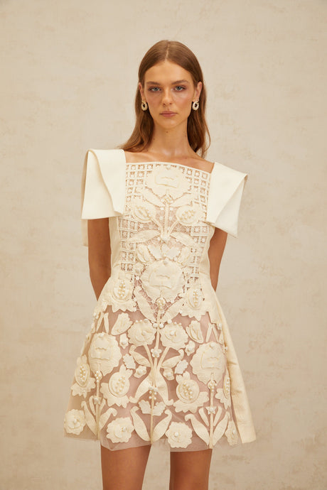 Aurohaya Léa White Floral Appliqué Crochet Mini Dress