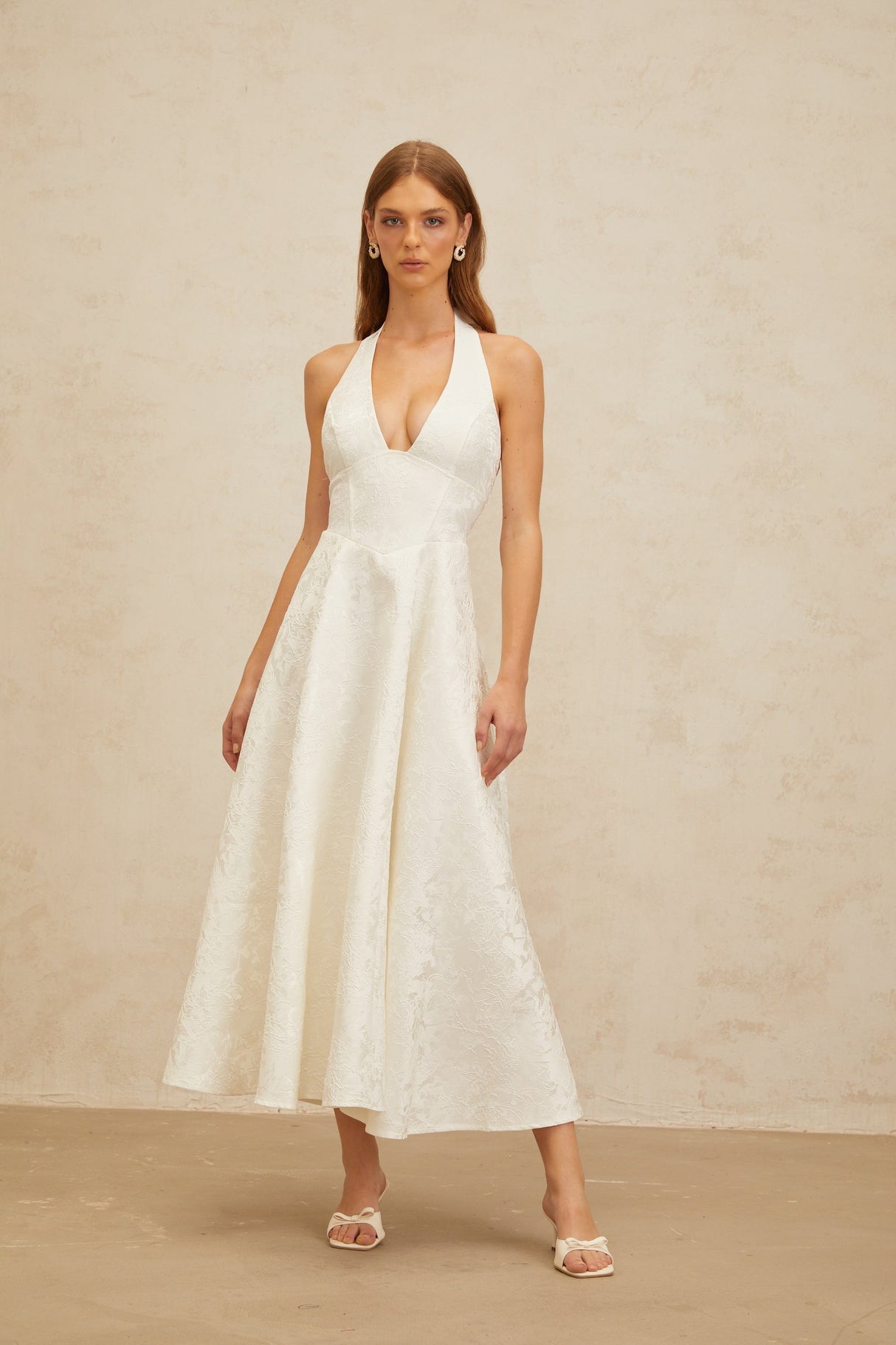 Aurohaya Céline White Glamorous Event Midi Dress