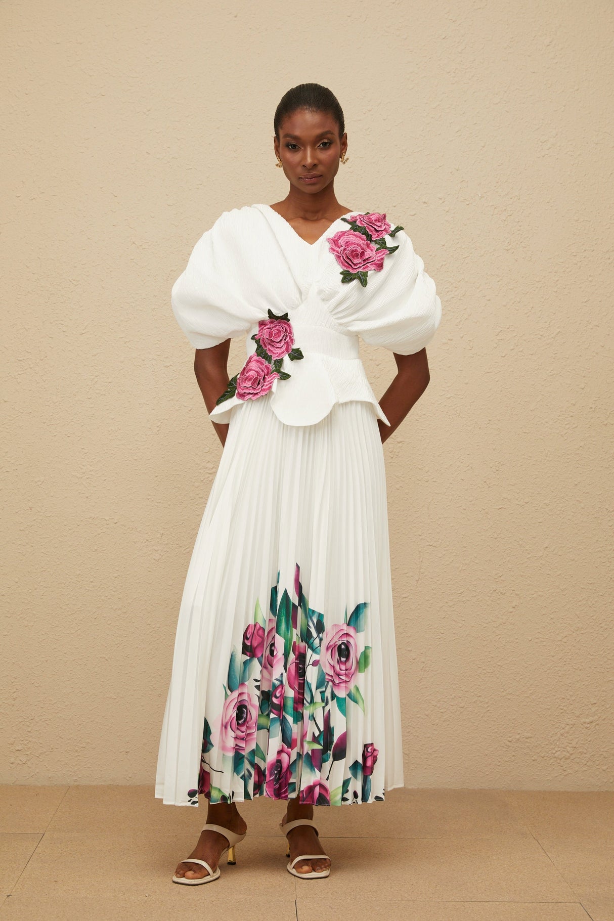 Aurohaya Pétale White Rose Appliqué Maxi Dress