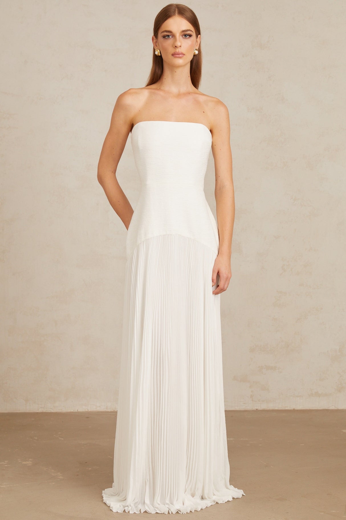 Aurohaya Helena White Off-Shoulder Tulle Panel Maxi Gown