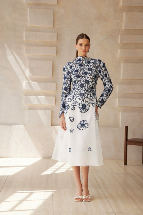 Aurohaya Caméo Blue Floral Embroidered Tulle Midi Dress