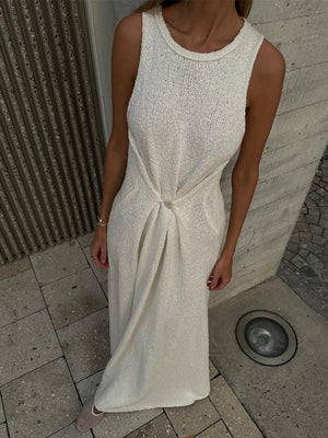 Aurohaya Minimalist Vacation Style Dress