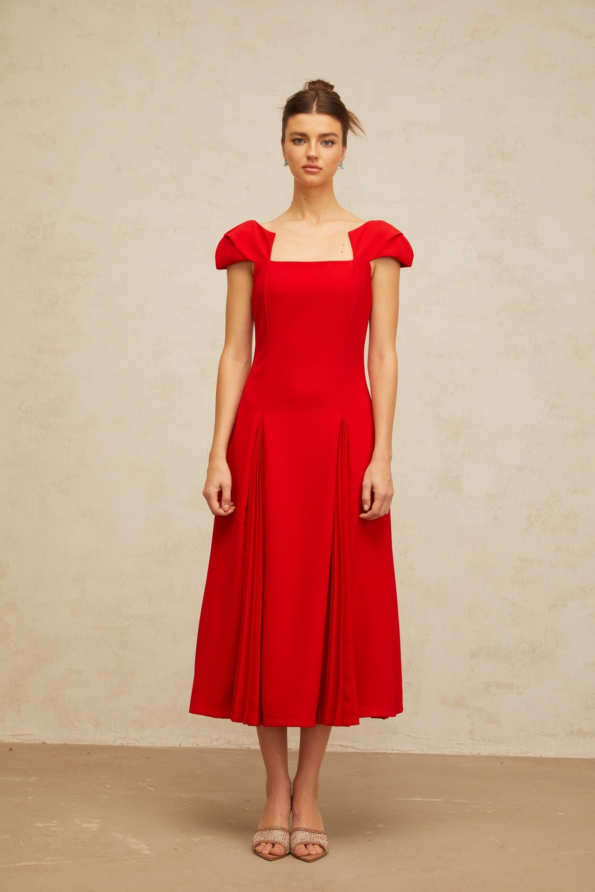 Aurohaya Gervaise red pleated-detail flared midi dress