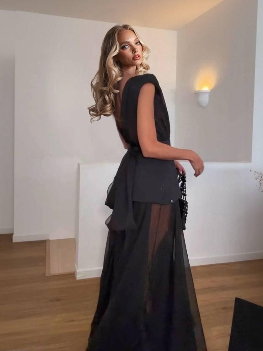 Aurohaya Unique Belt Perspective Skirt Maxi Dress