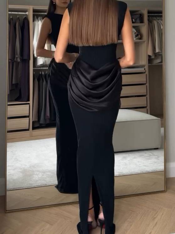 Unique Pleated Design Sleeveless Wide Shoulder Maxi Dress
