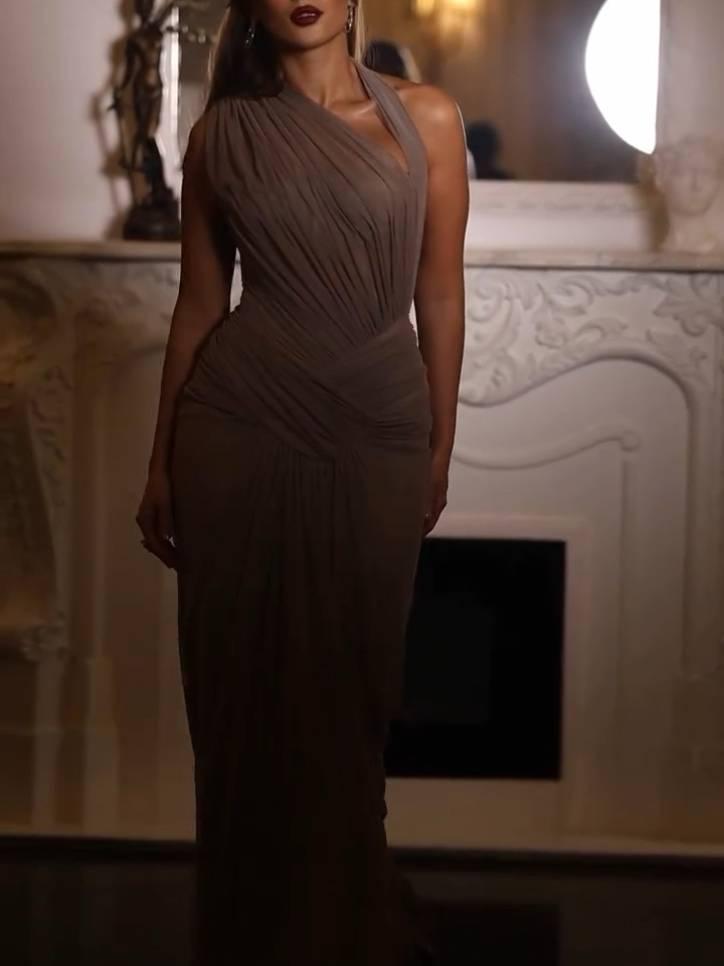 Aurohaya Hollow Design Pleated Maxi Dress