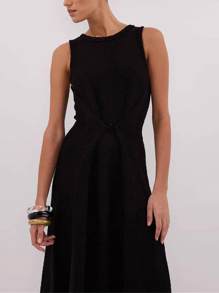 Aurohaya Minimalist Vacation Style Dress