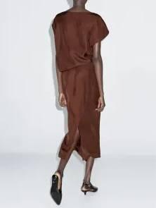 Aurohaya Minimalist Back Slit Midi Dress