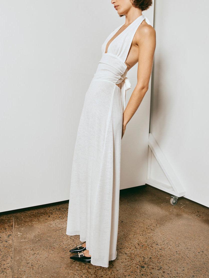 Aurohaya Halter Neck Deep V-Neck Slim Fit Pleated Backless Midi Dress