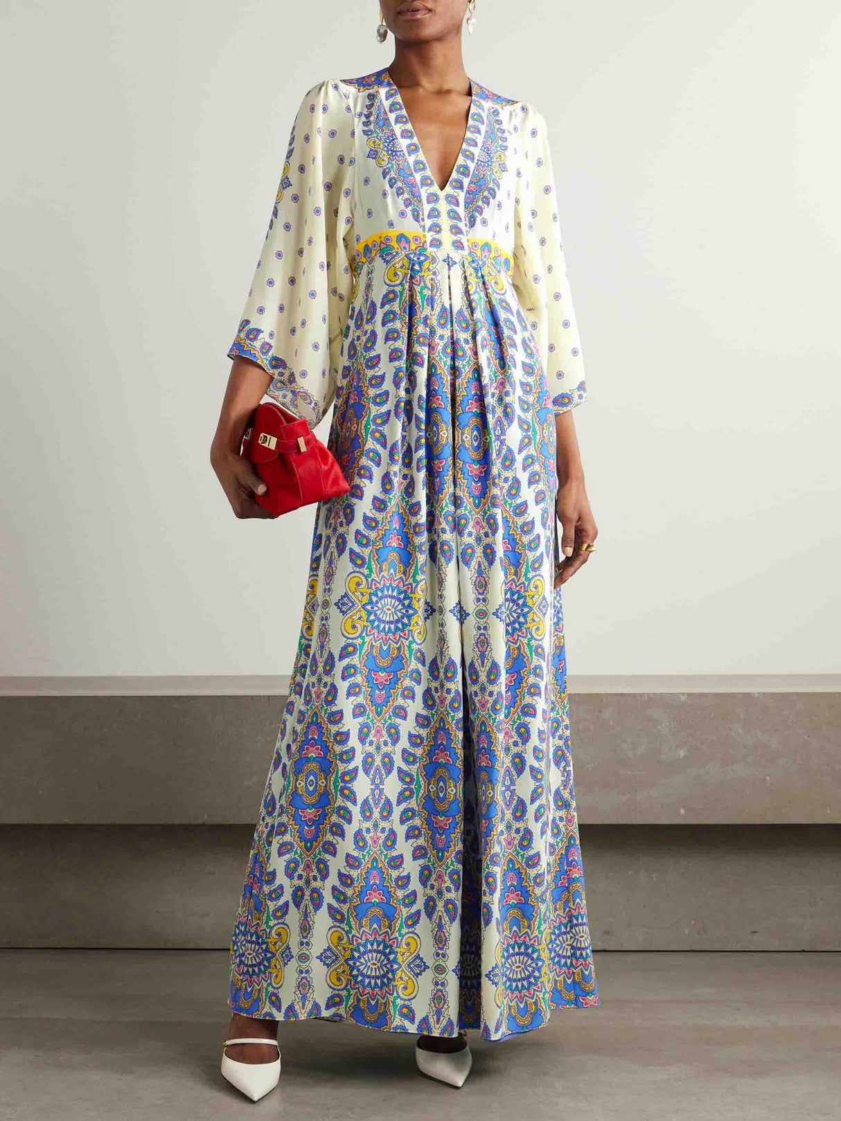 Aurohaya Exquisite Ornate Paisley Print V-neck Maxi Dress Blue