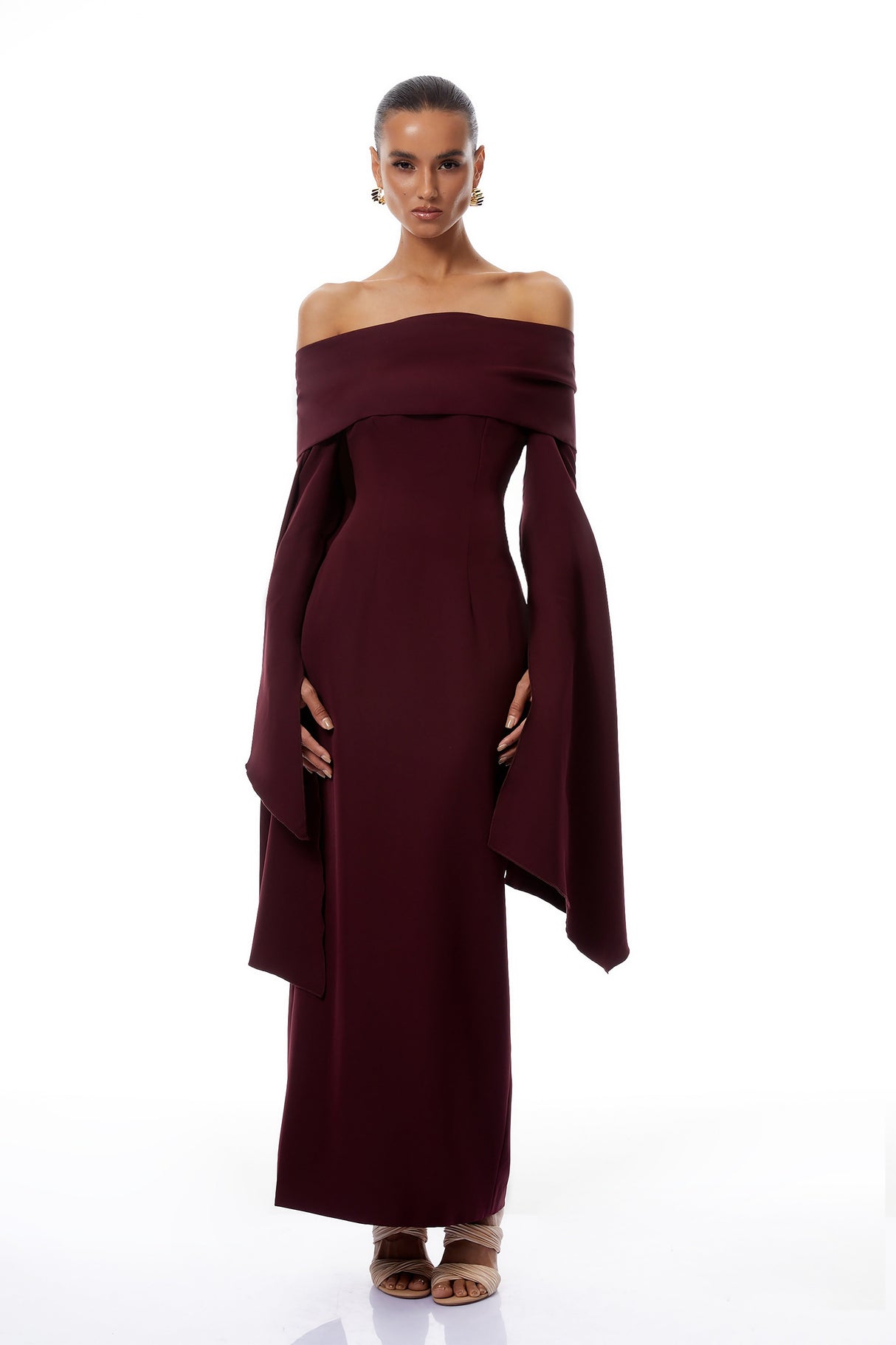 Aurohaya Dorotea Burgundy Off Shoulder Maxi Gown
