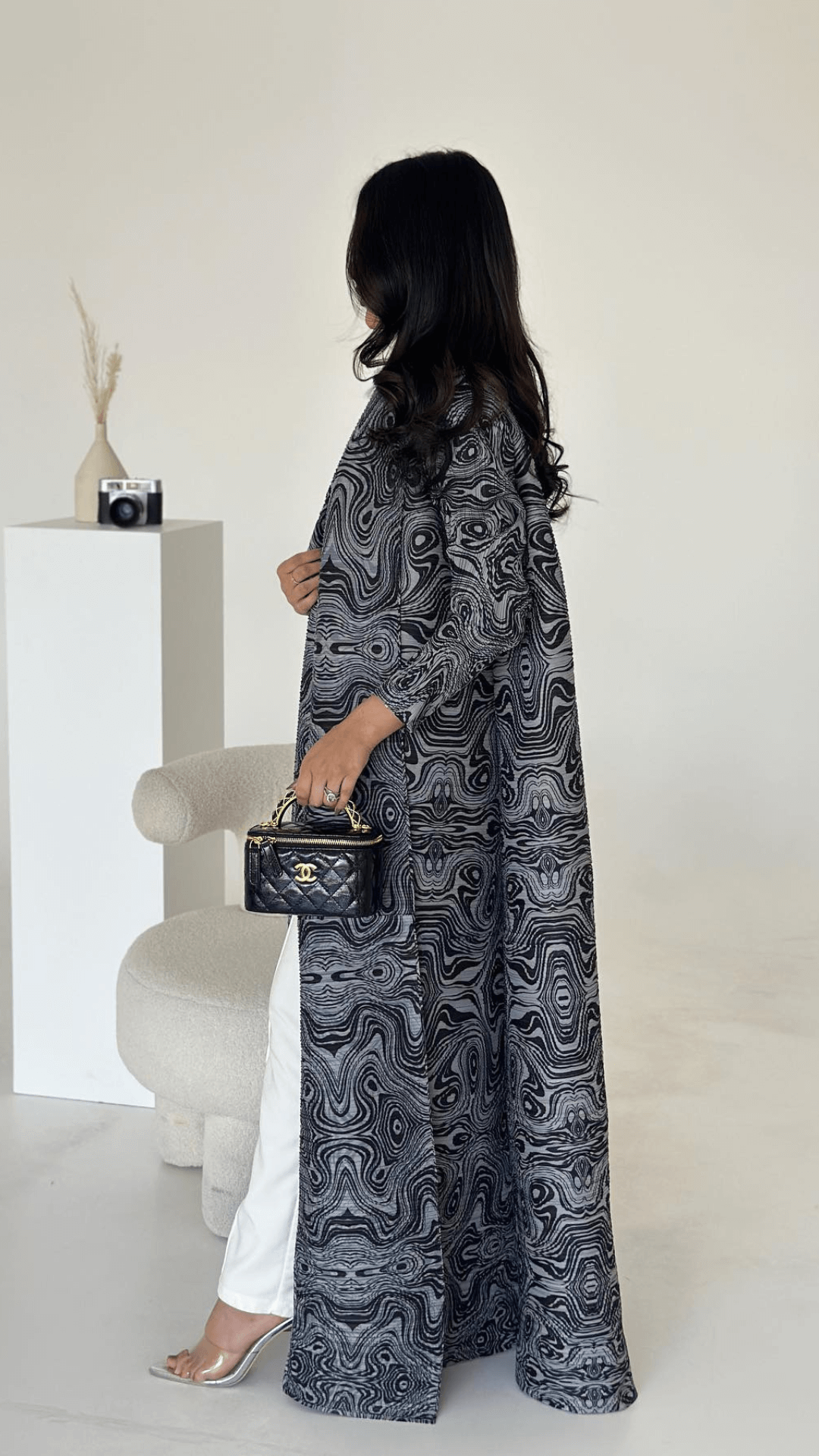 Navira Abaya Vogue
