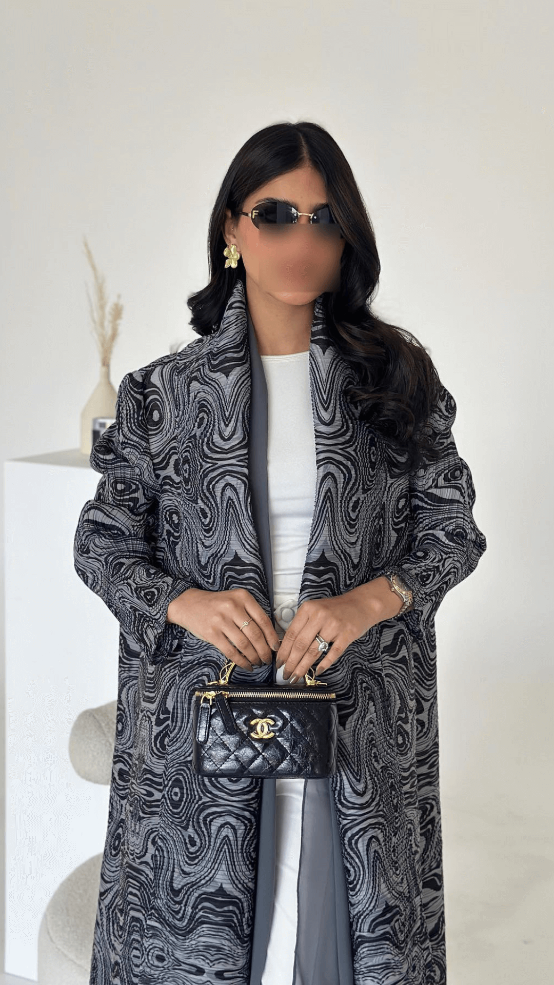 Navira Abaya Vogue
