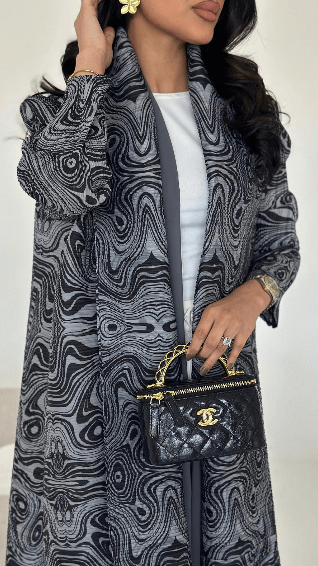 Navira Abaya Vogue